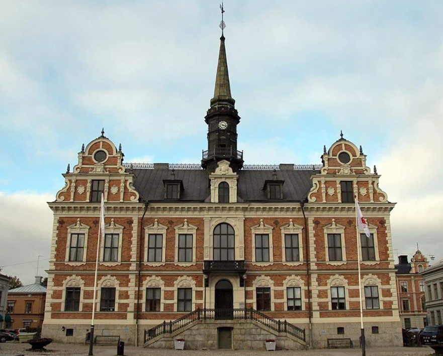 Rådhuset i Söderhamn är Sveriges tionde vackraste byggnad genom tiderna.