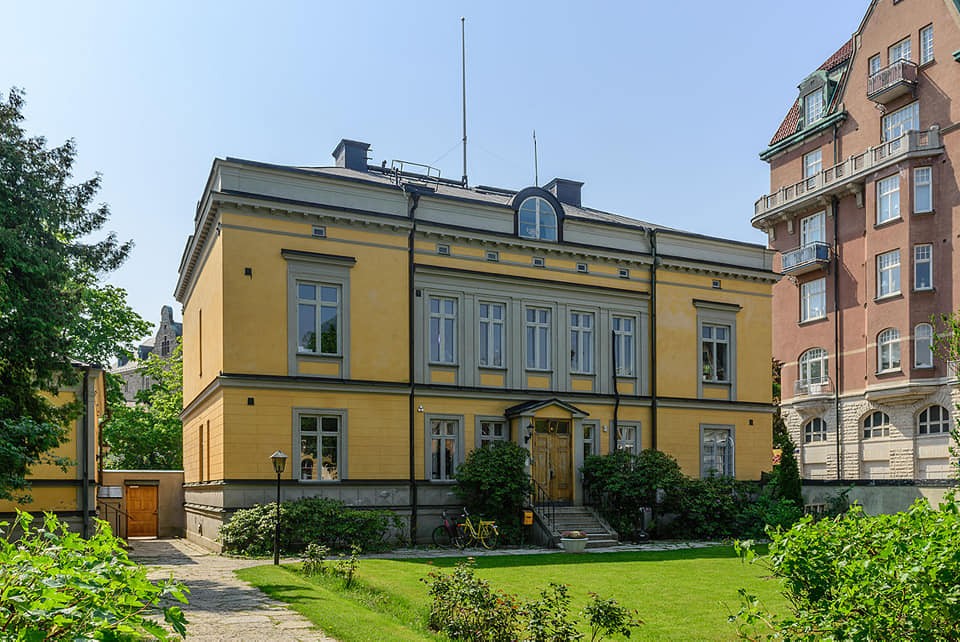 Husarkårens före detta kanslihus är en av Örebros vackraste byggnader.