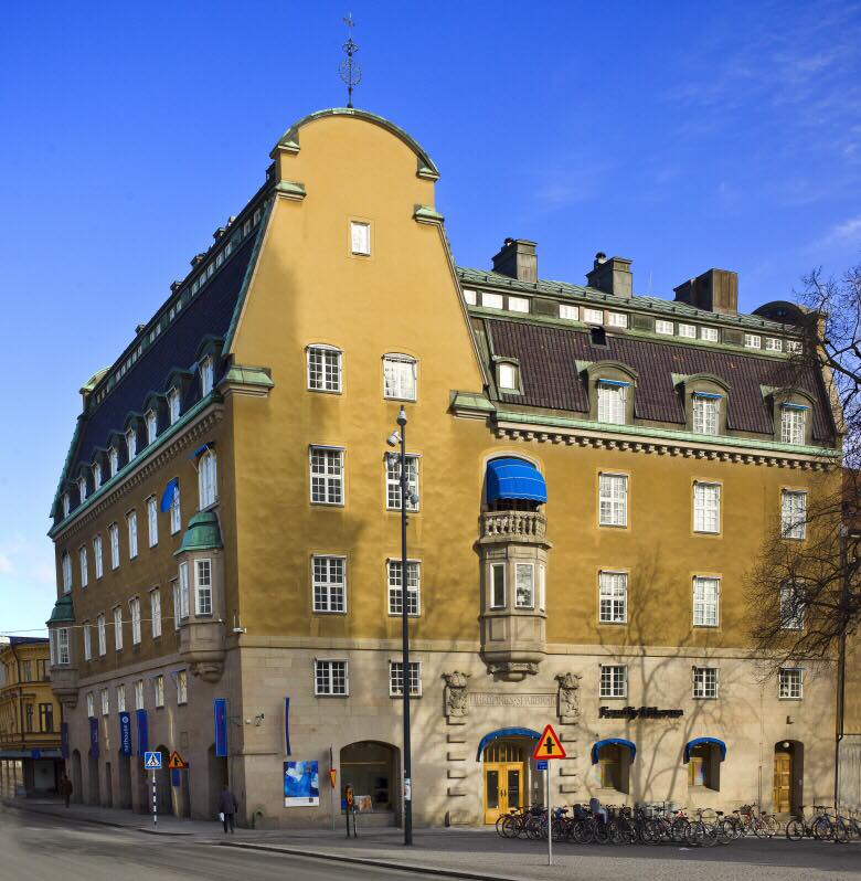 Före detta sparbankshuset är en av Linköpings vackraste byggnader.