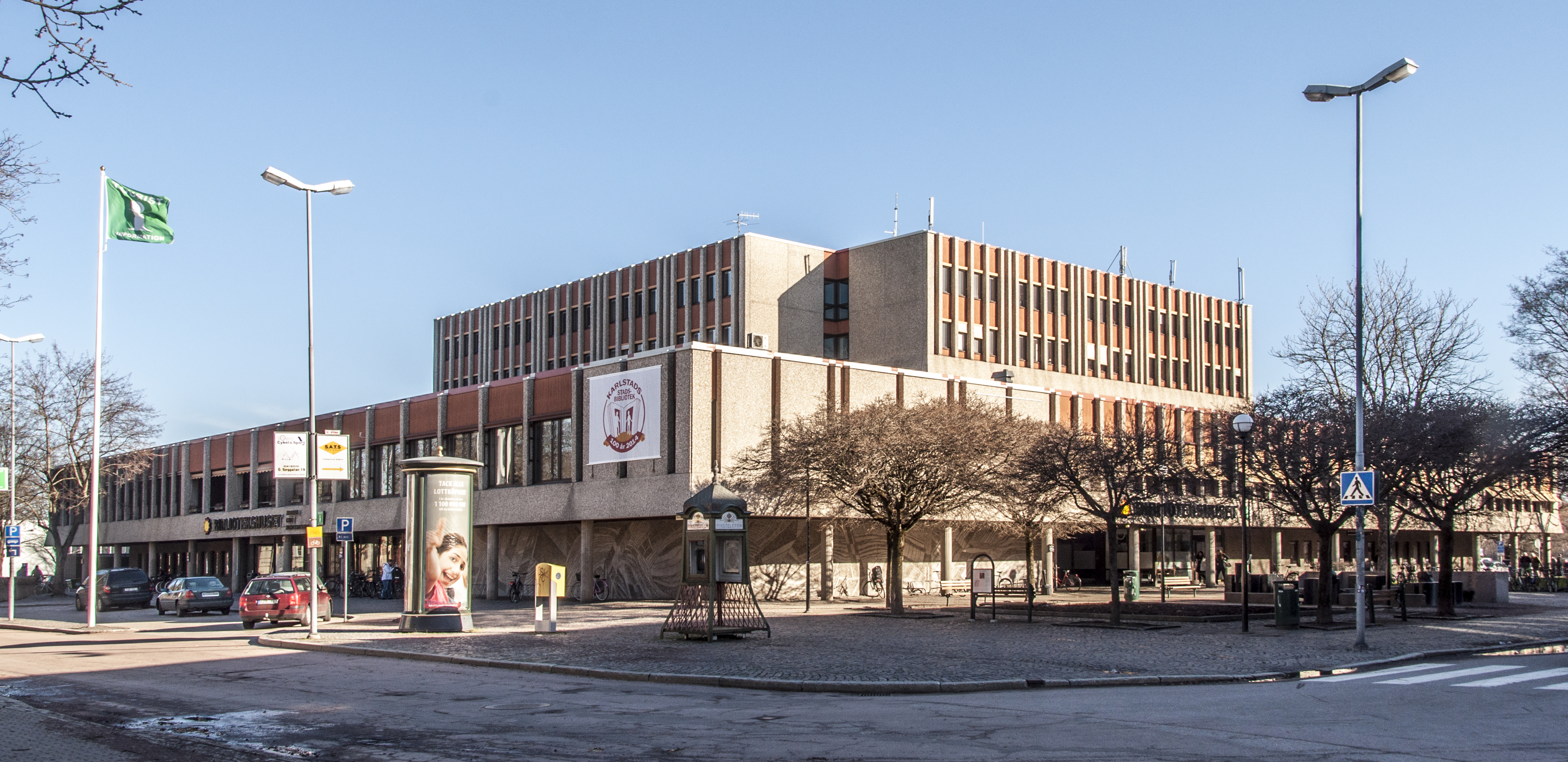 Stadsbiblioteket är en av Karlstads fulaste byggnader.