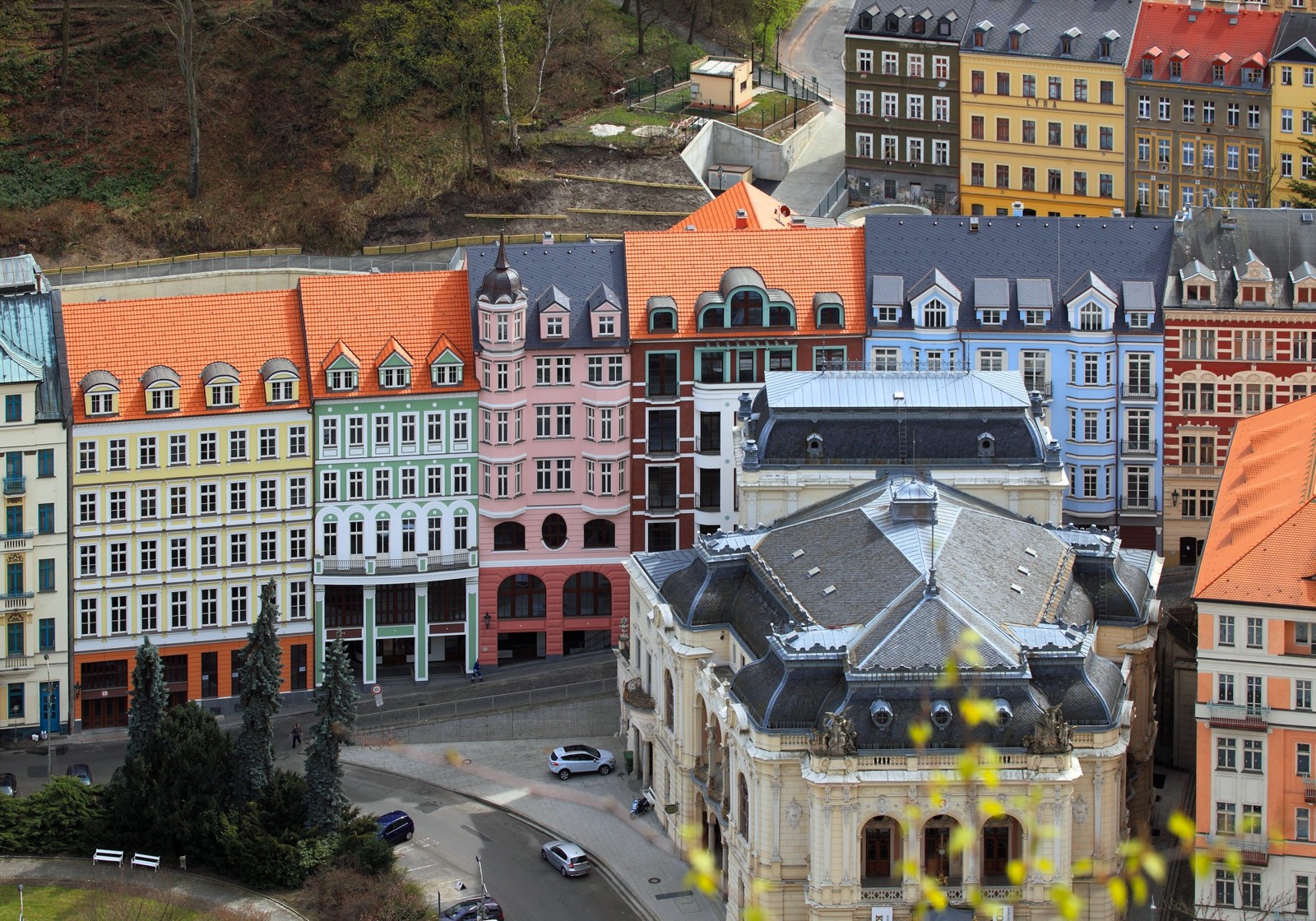 Vacker nyproduktion i Karlovy Vary (Tjeckien)