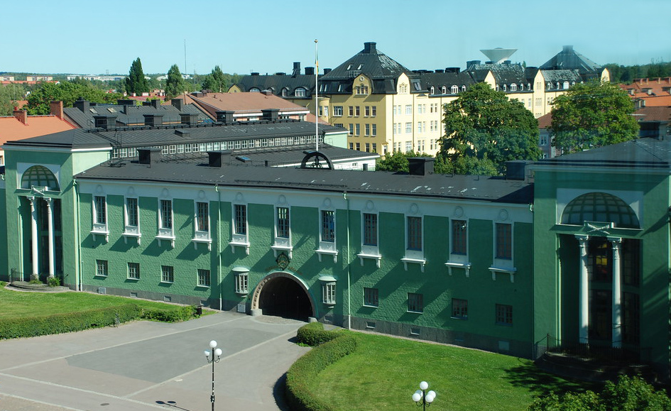 Vaksalaskolan i Uppsala är Sveriges femtiosjätte vackraste byggnad genom tiderna.