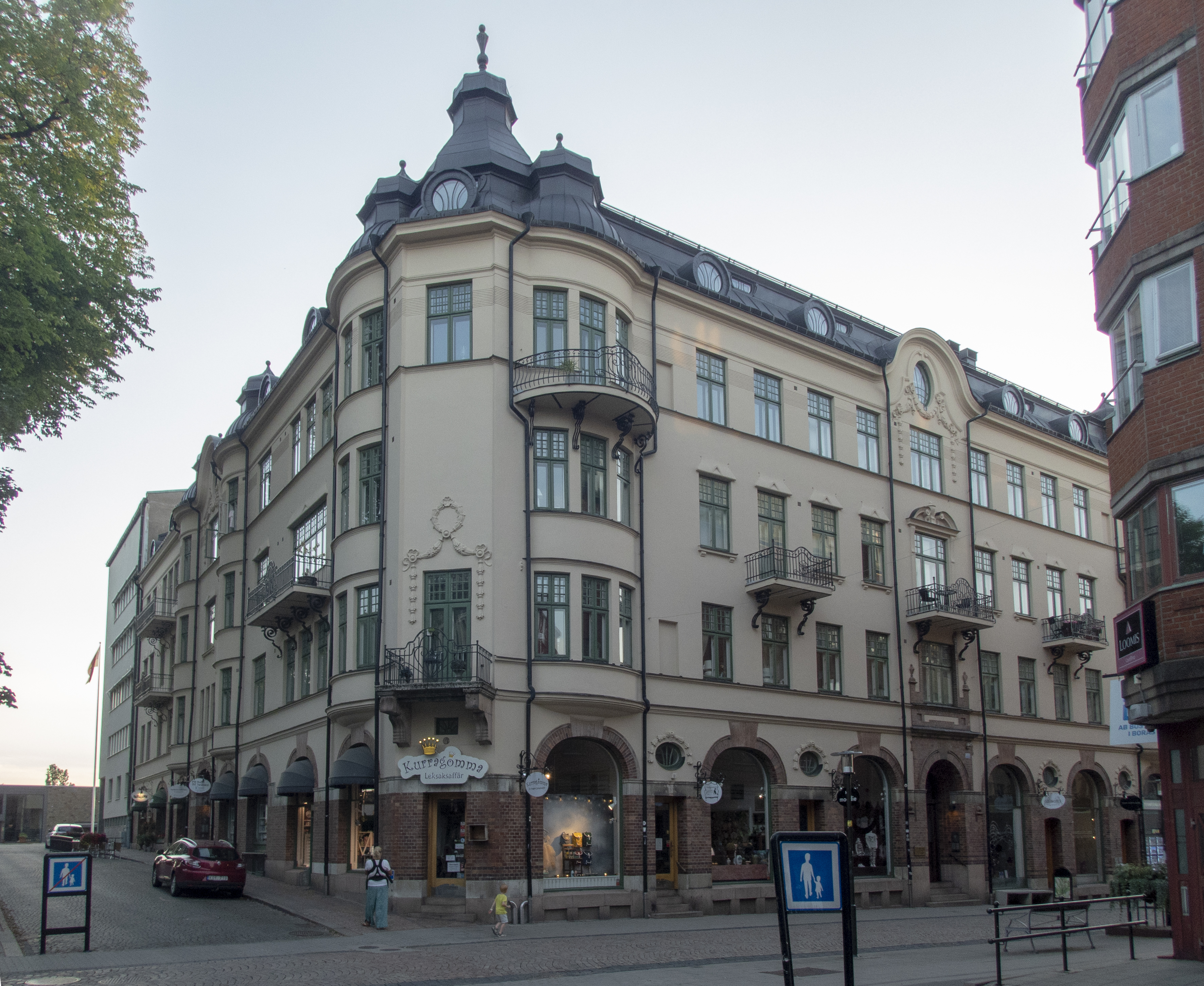 Von Ahnska huset i Borås är Sveriges sextioförsta vackraste byggnad genom tiderna.