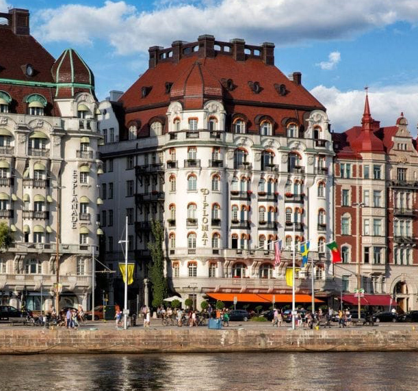 Hotell Diplomat i Stockholm är Sveriges artonde vackraste byggnad genom tiderna.