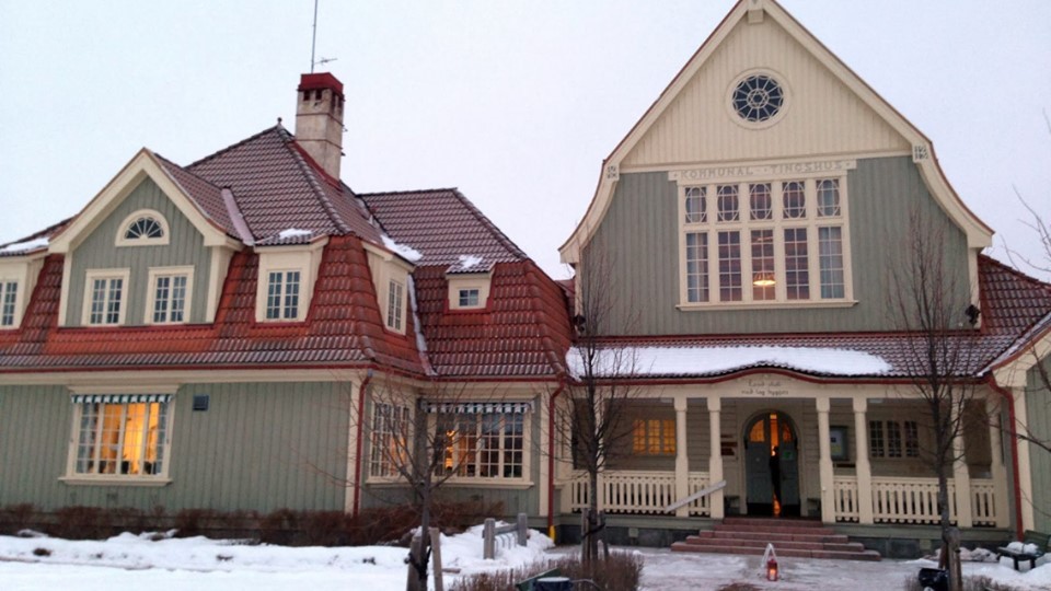 Tingshuset/biblioteket i Älvdalen är en av Dalarnas vackraste byggnader.