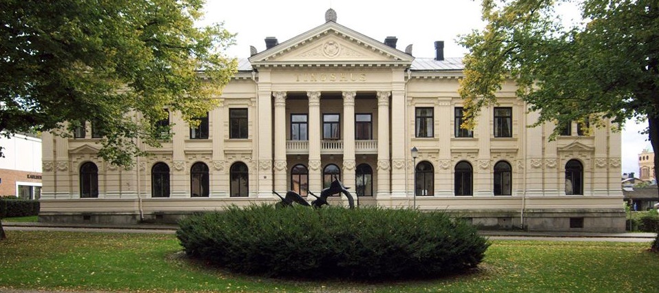  Tingshuset är en av Köpings vackraste byggnader.