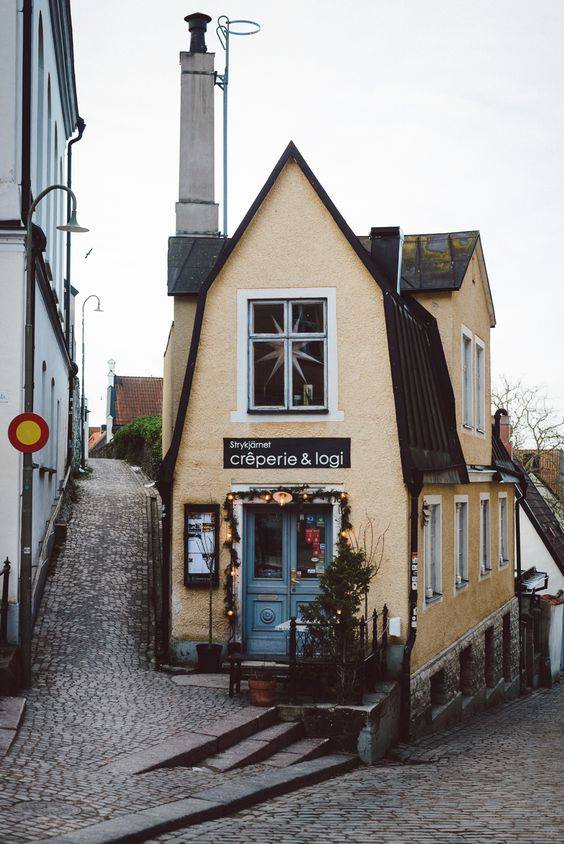 Strykjärnet är en av Visbys vackraste byggnader.