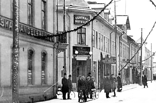 Centralhotellet i Bollnäs låg där Domus ligger idag.