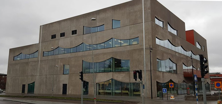 Selma Lagerlöfs Center är en av Göteborgs fulaste byggnader.