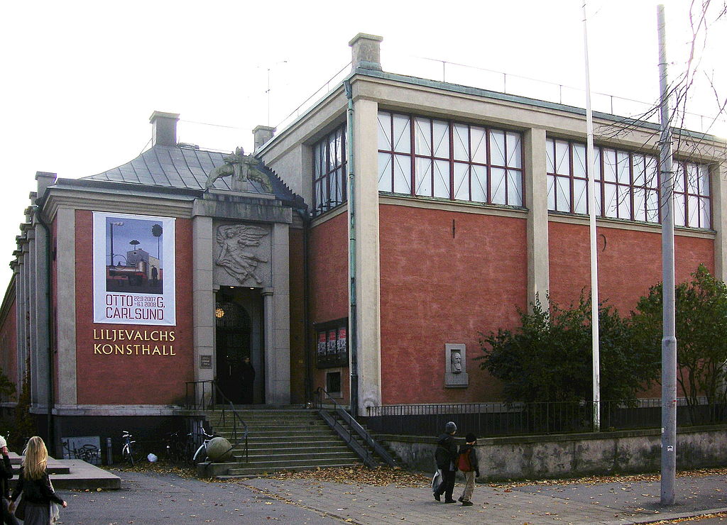 The old building, to which Gert Wingårdh has added the bunker.