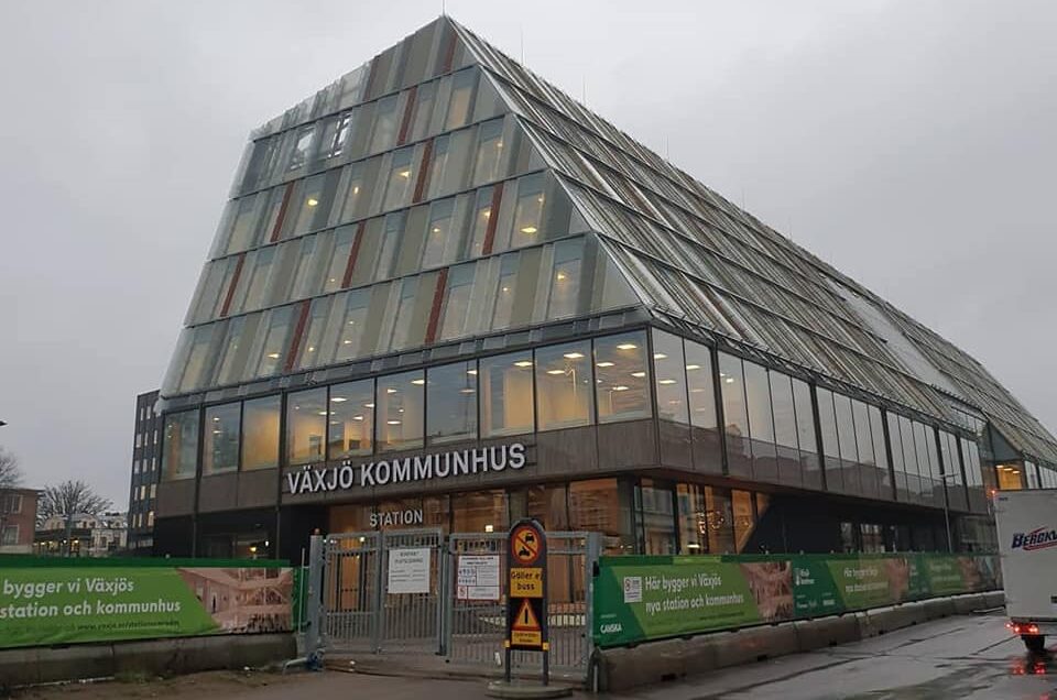 Växjös kommunhus såldes med Sveriges lögnaktigaste visionsbild